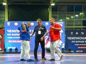 Сергей Злобин — мастер спорта России по борьбе на поясах
