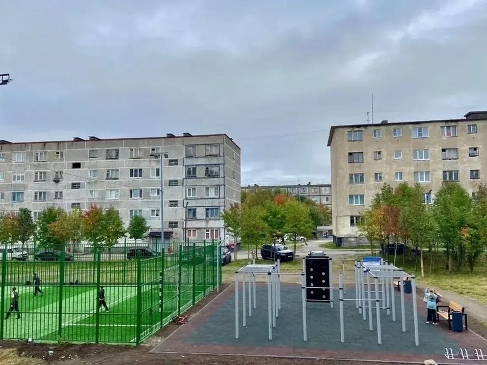 Пять уголков Североморска засияли новыми красками: трансформация общественных пространств